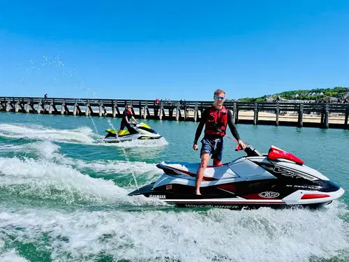 Jet-Ski en mer