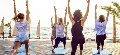 Cours de Yoga sur la plage