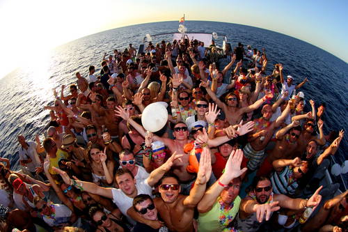 Boat Party + Paella + Open Bar + Club